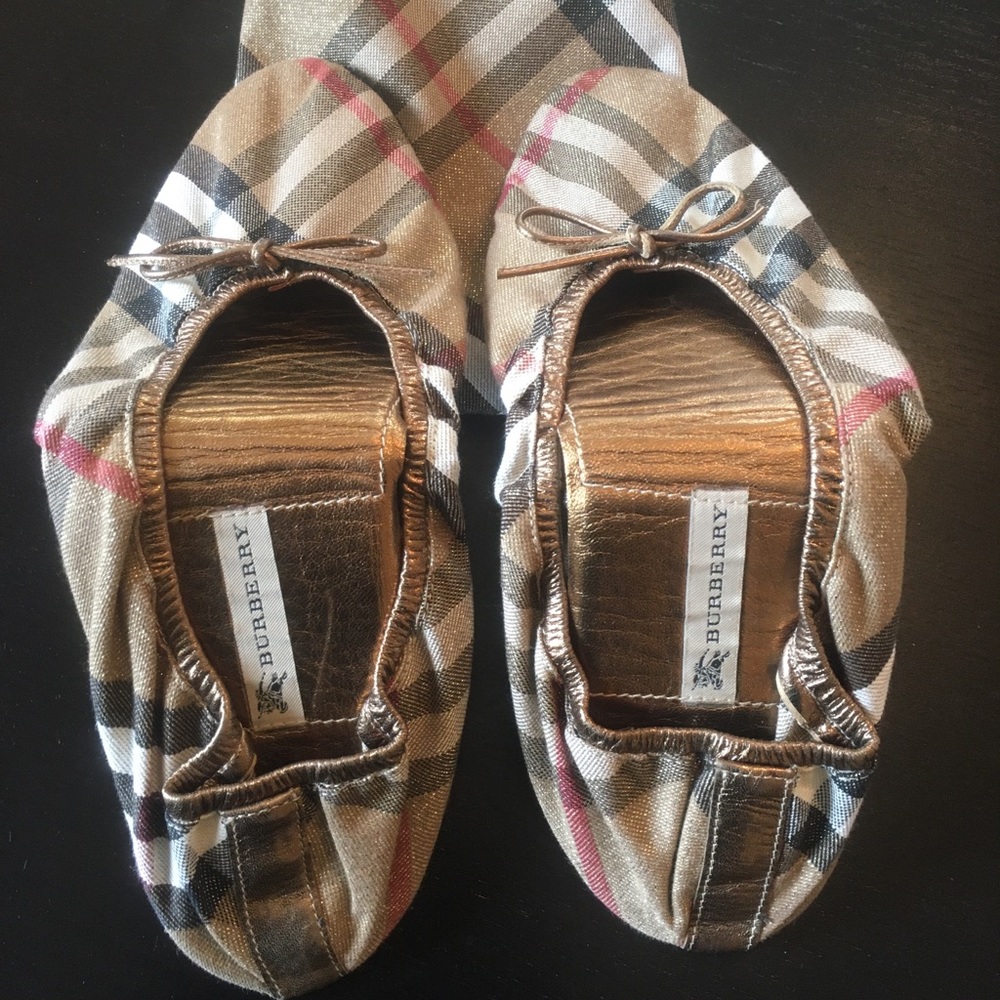 Burberry Travel Slippers w/case